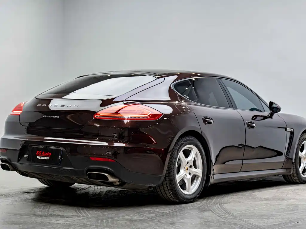 Porsche Panamera 2014 — фото 17