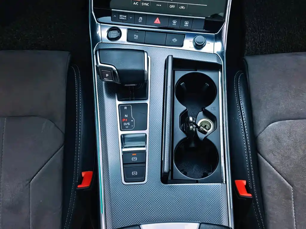 Audi A6L 2021 — фото 14