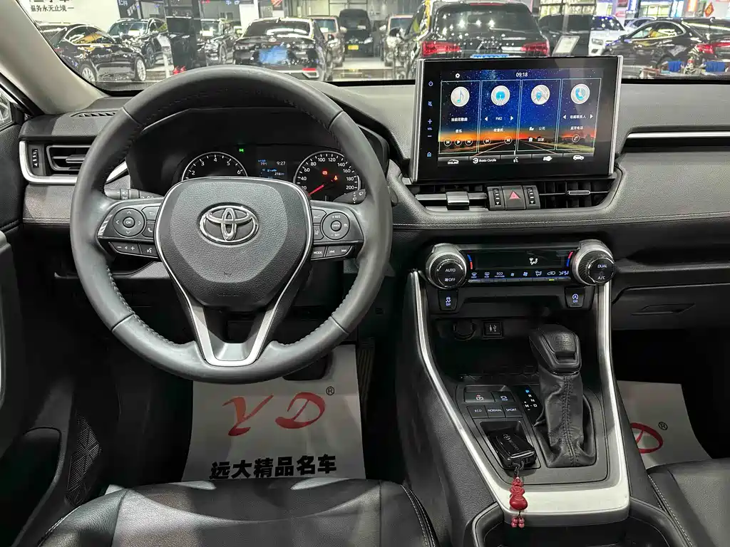Toyota Wildlander 2022 — фото 10