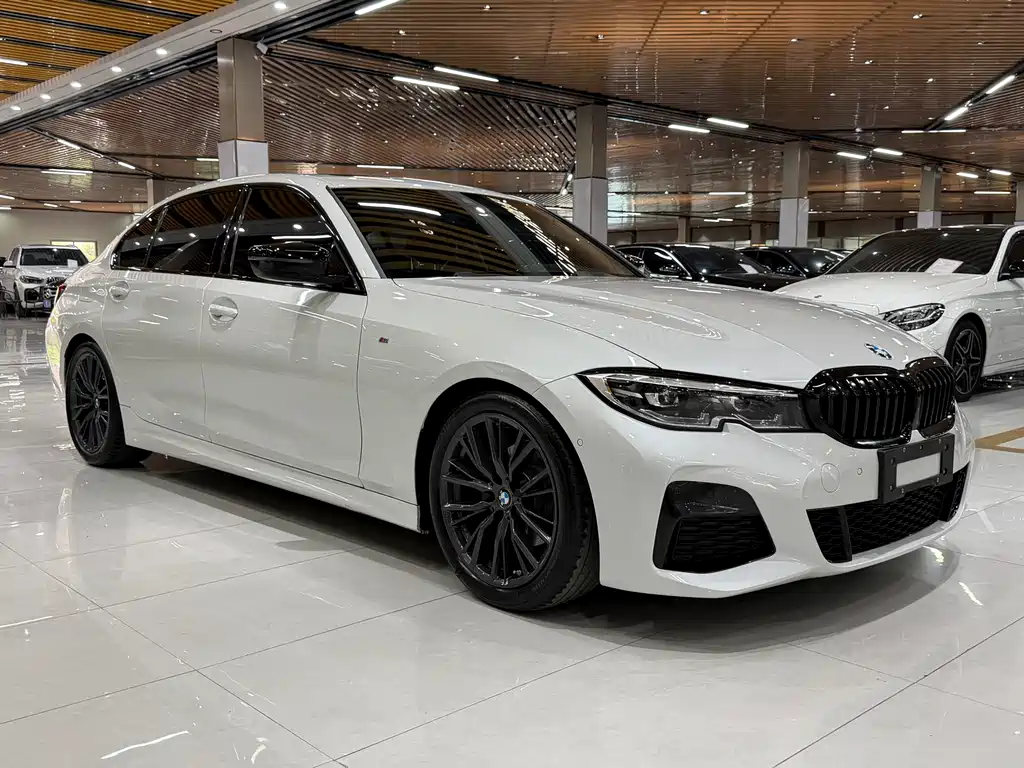 BMW 3 Series 2022