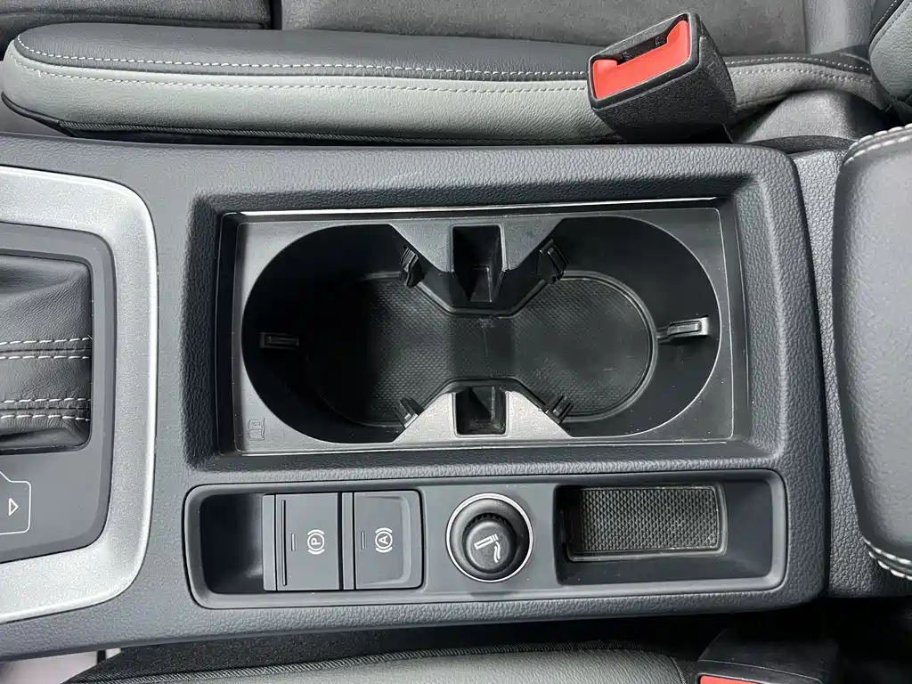 Audi Q3 2022 — фото 14