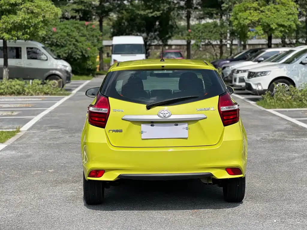 Toyota Yaris L 2016