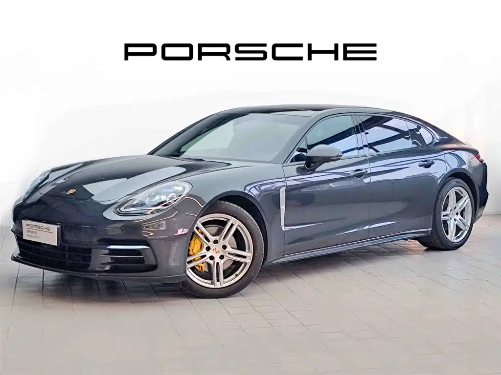 Porsche Panamera 2018 — фото 1