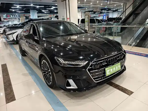 Audi A7L 2023