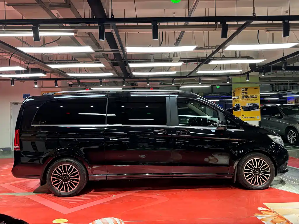 Mercedes-Benz V-Class 2018 — фото 4