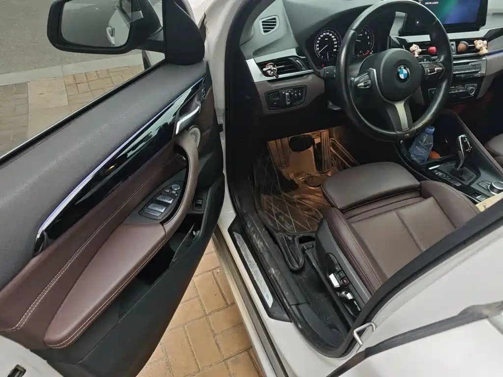 BMW X1 2022 — фото 12