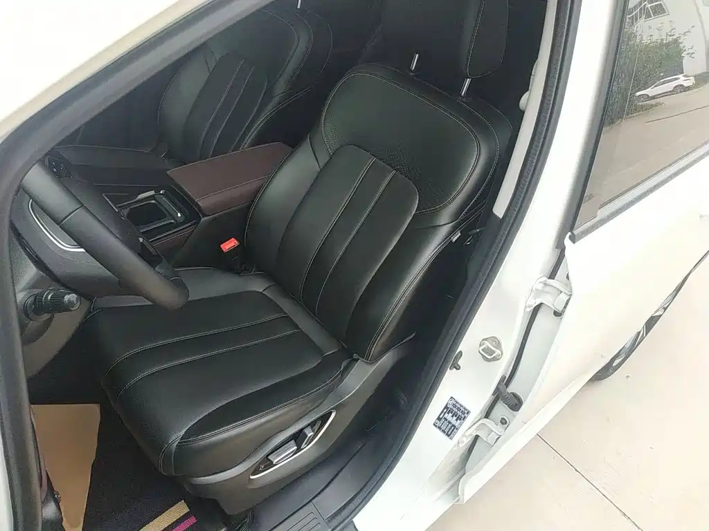 GAC Trumpchi M6 2023 — фото 11