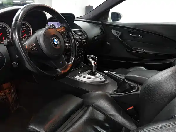 BMW M6 2006