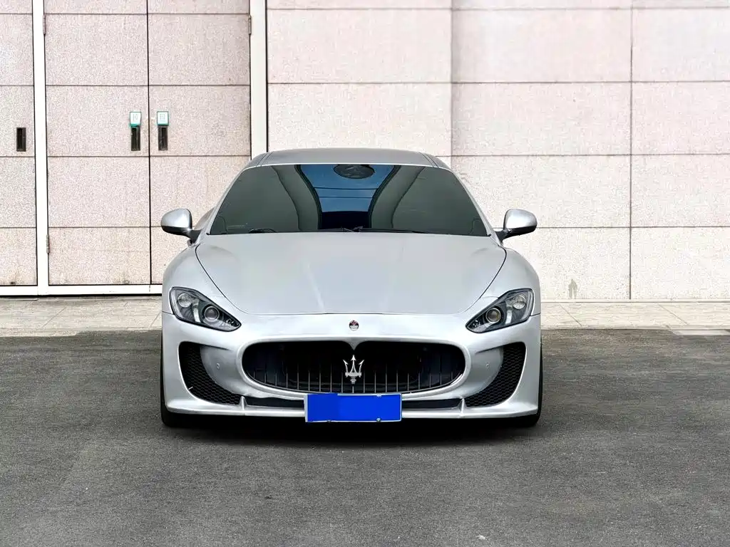 Maserati Granturismo 2015 — фото 3