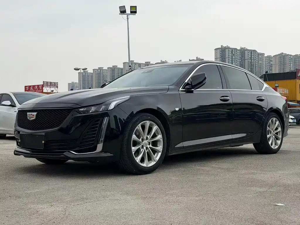 Cadillac CT5 2020 — фото 1