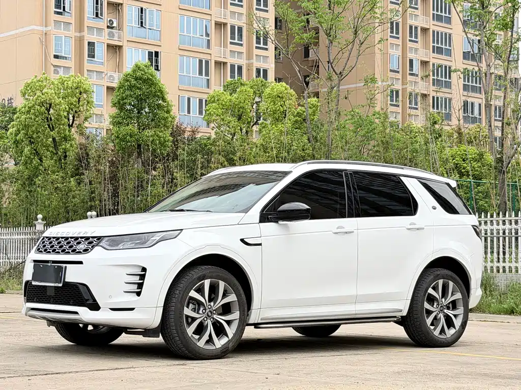 Land Rover Discovery Sport 2025 — фото 1