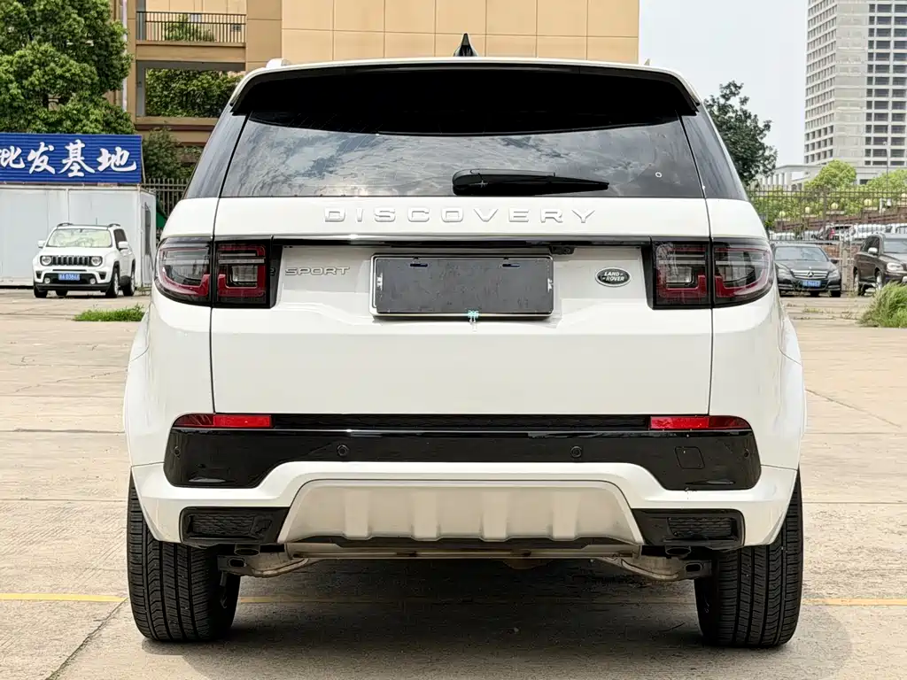 Land Rover Discovery Sport 2025 — фото 20