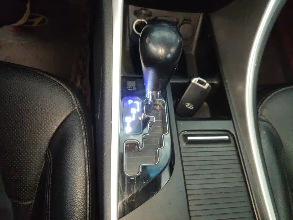Hyundai Sonata 2015 — фото 10