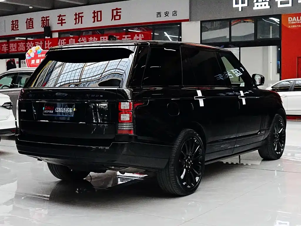 Land Rover Range Rover 2018 — фото 14