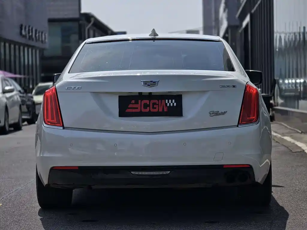 Cadillac CT6 2016 — фото 11