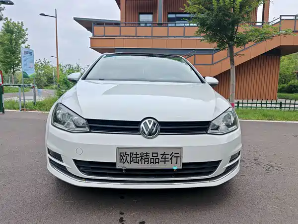 Volkswagen Golf 2016