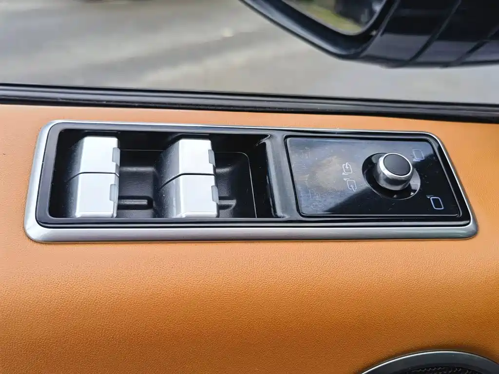 Land Rover Range Rover Sport 2021 — фото 36