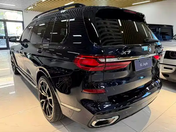 BMW X7 2019