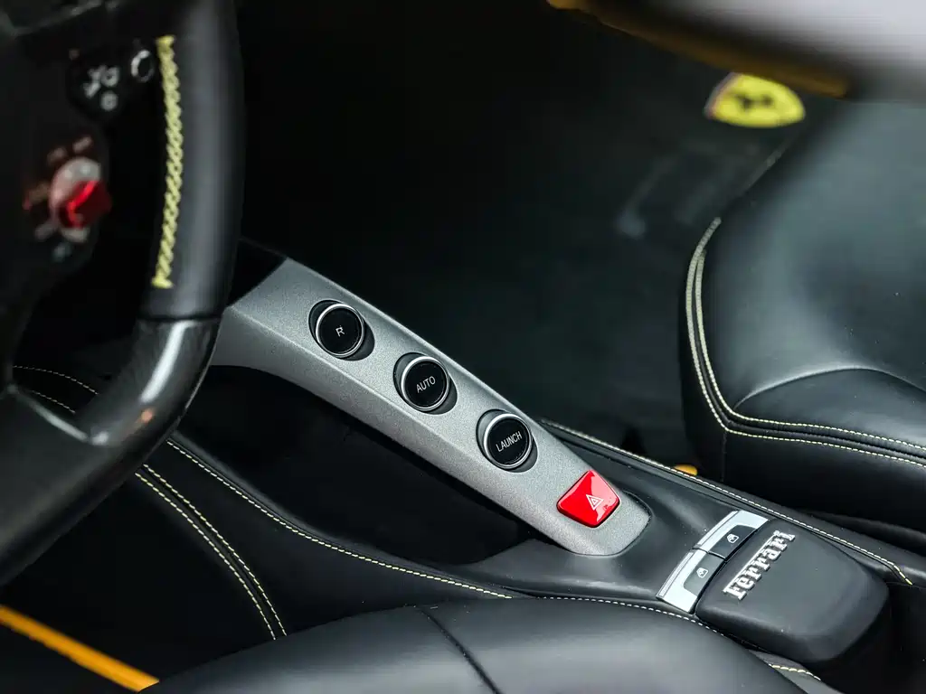 Ferrari 488 2018 — фото 12