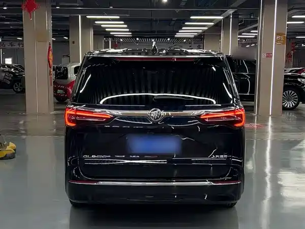 Buick GL8 2023