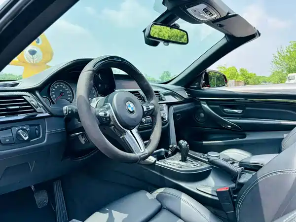 BMW M4 2014