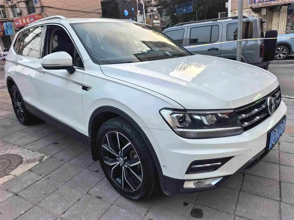 Volkswagen Tiguan L 2019