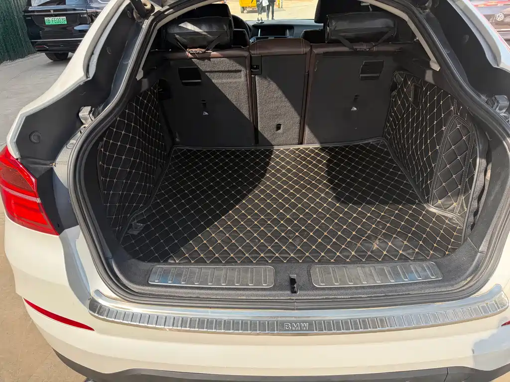 BMW X4 2015 — фото 14