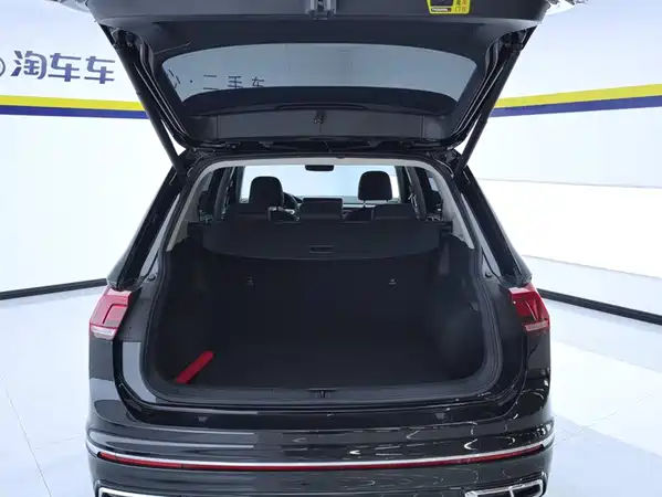 Volkswagen Tiguan L 2024