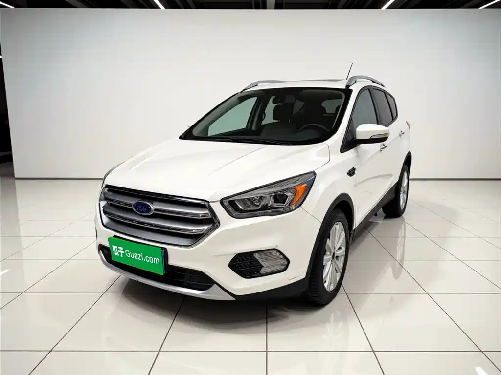 Ford Kuga 2017 — фото 1