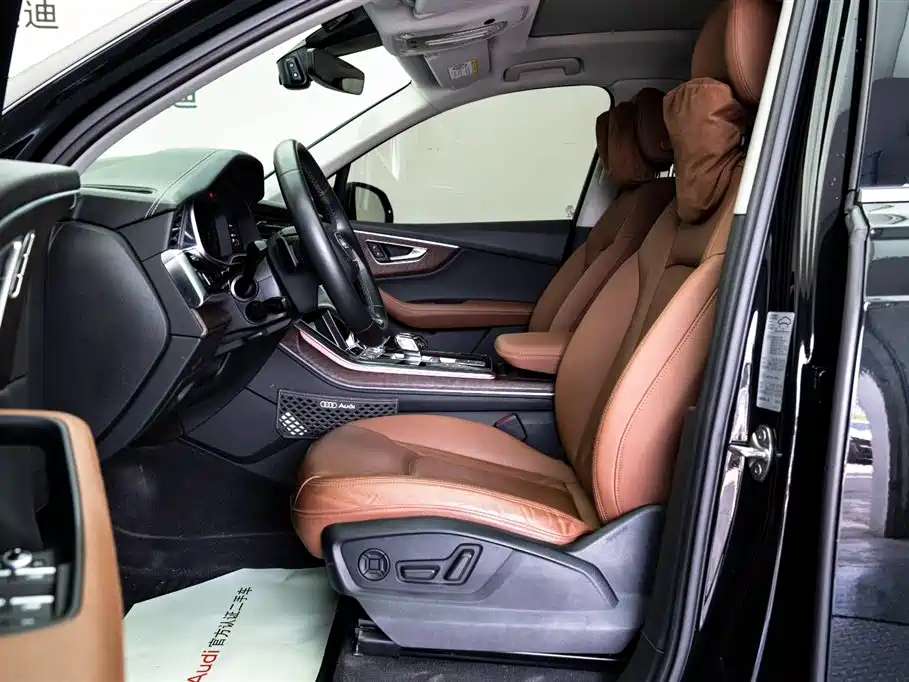 Audi Q7 2023 — фото 11