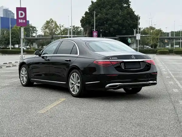 Mercedes-Benz S-Class 2023