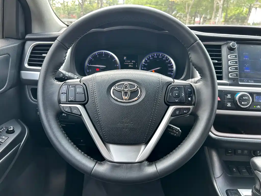 Toyota Highlander 2019 — фото 18