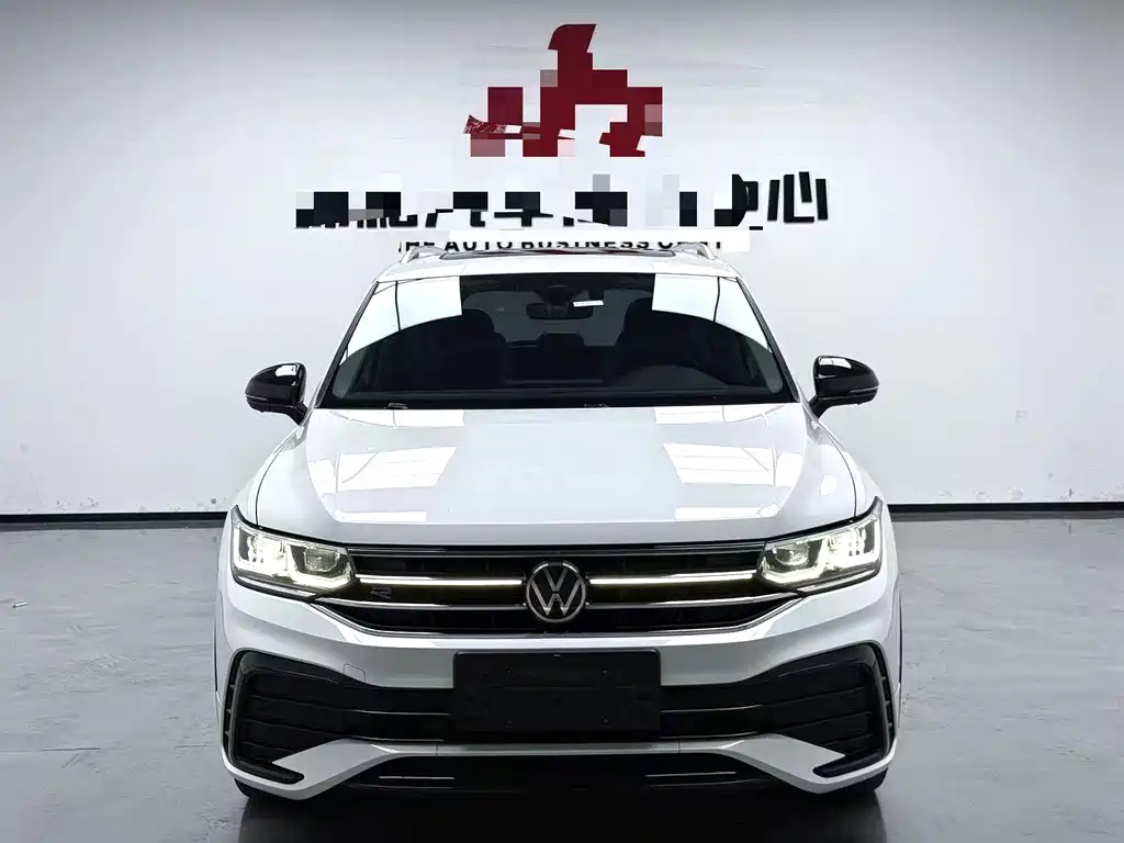 Volkswagen Tiguan L 2024
