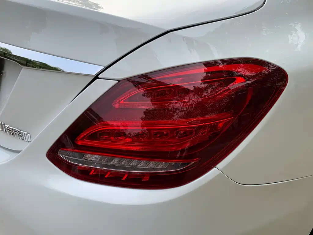 Mercedes-Benz C-Class 2018 — фото 11