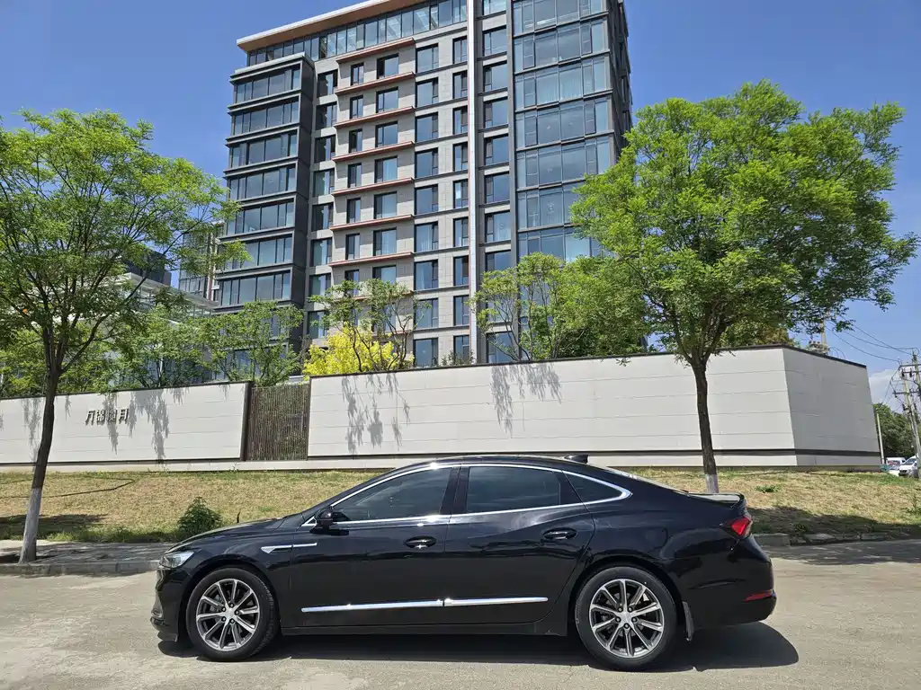 Buick LaCrosse 2019 — фото 11