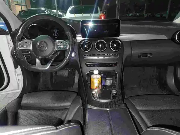 Mercedes-Benz C-Class 2020