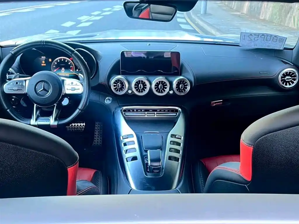 Mercedes-Benz AMG GT 2020 — фото 7