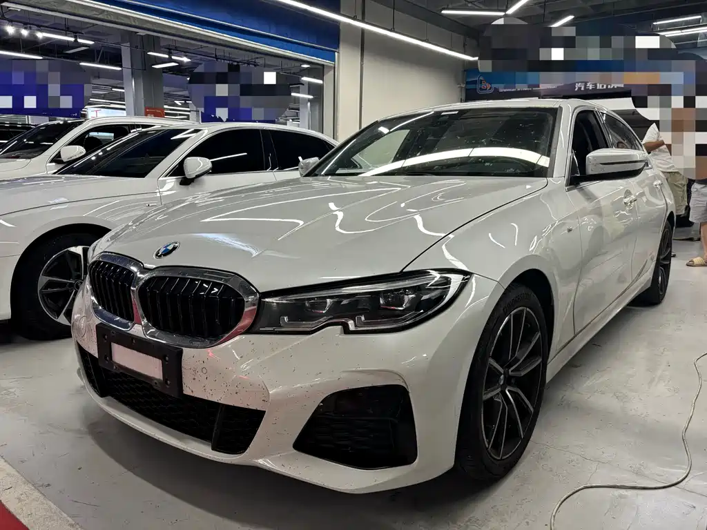 BMW 3 Series 2021