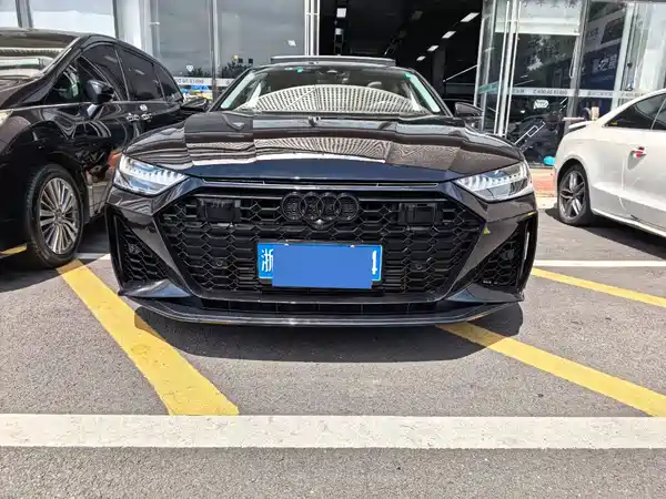 Audi A7L 2022