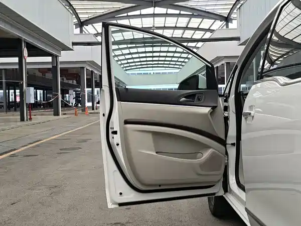 Buick GL8 2021
