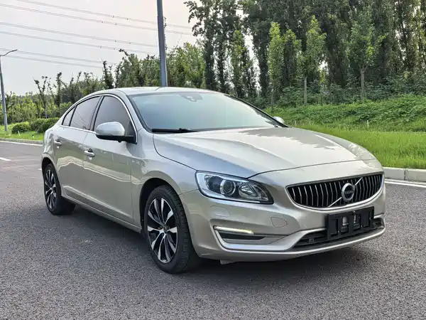 Volvo S60 2020