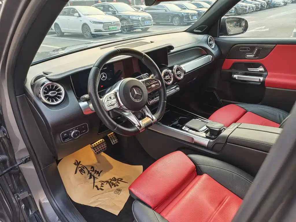 Mercedes-Benz GLB AMG 2021 — фото 12