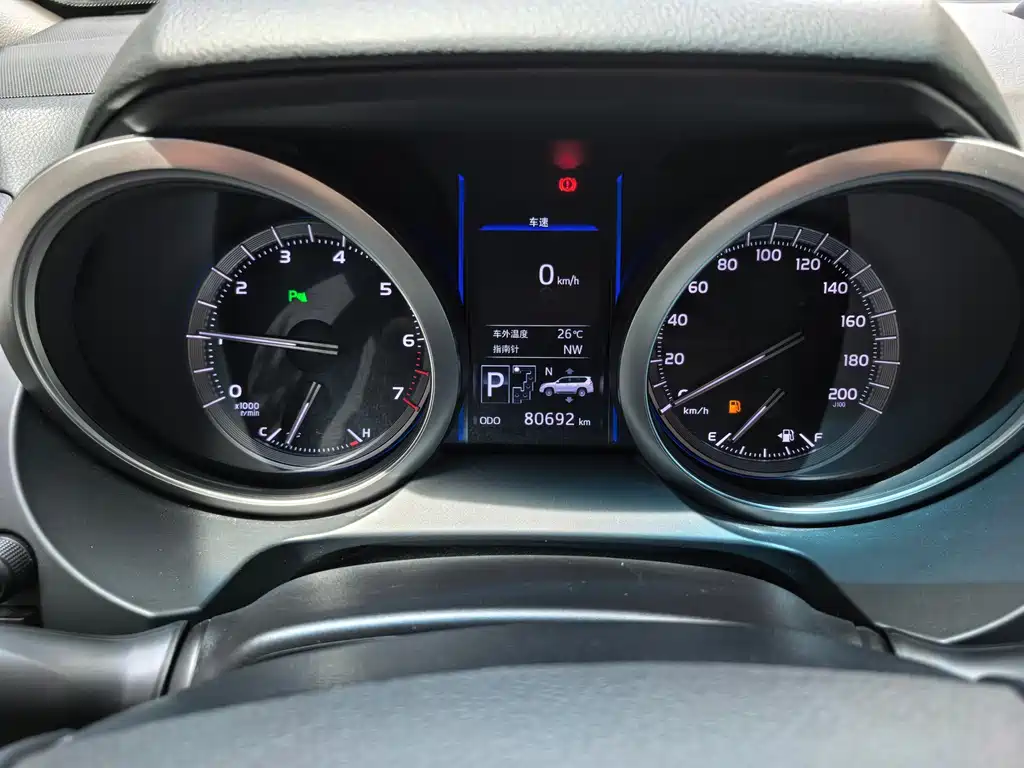 Toyota Prado 2017 — фото 11