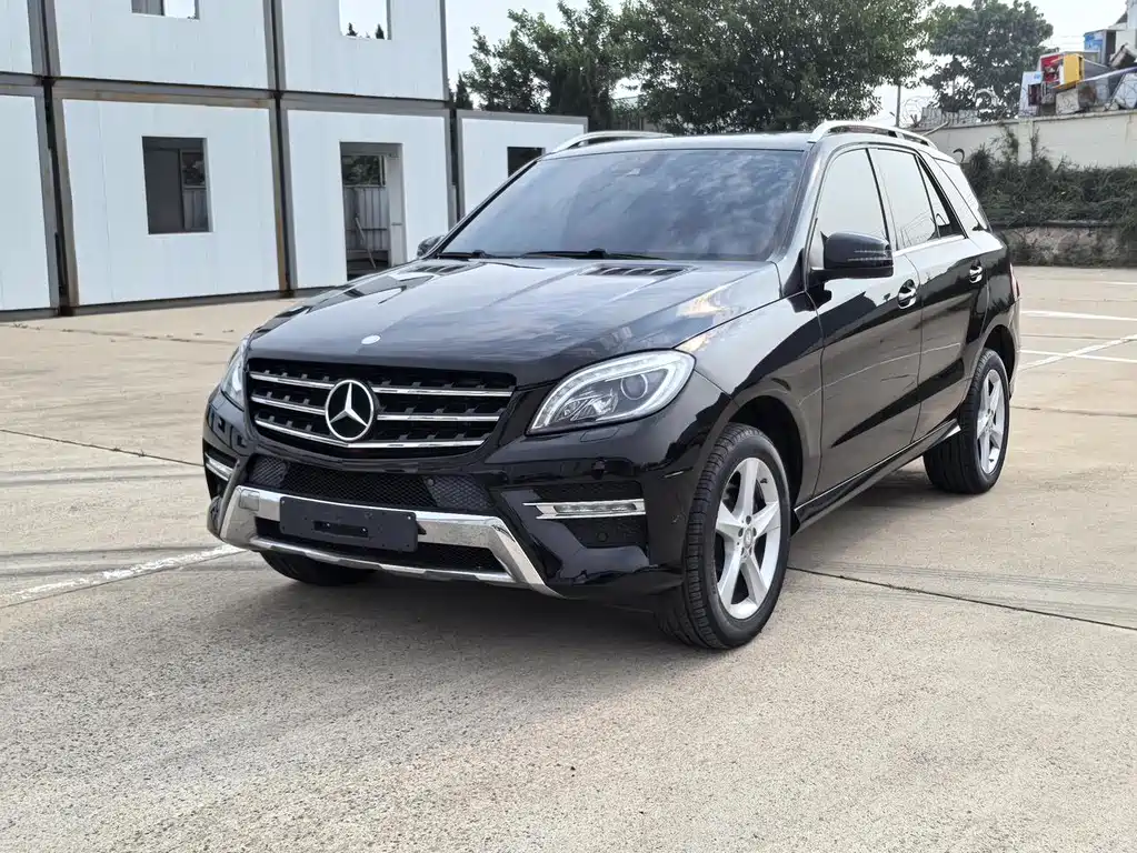 Mercedes-Benz M-Class 2015