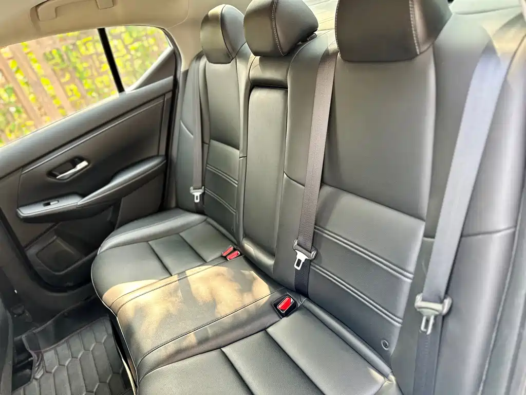 Nissan Sylphy 2020 — фото 13