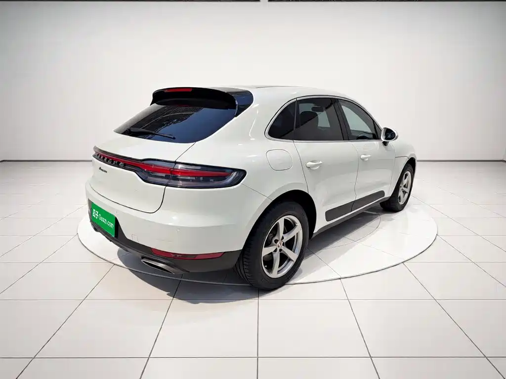 Porsche Macan 2020