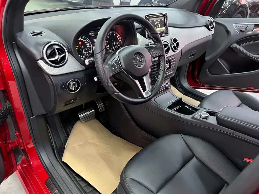 Mercedes-Benz B-Class 2015 — фото 8