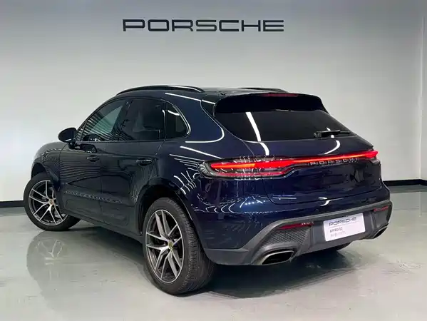 Porsche Macan 2023