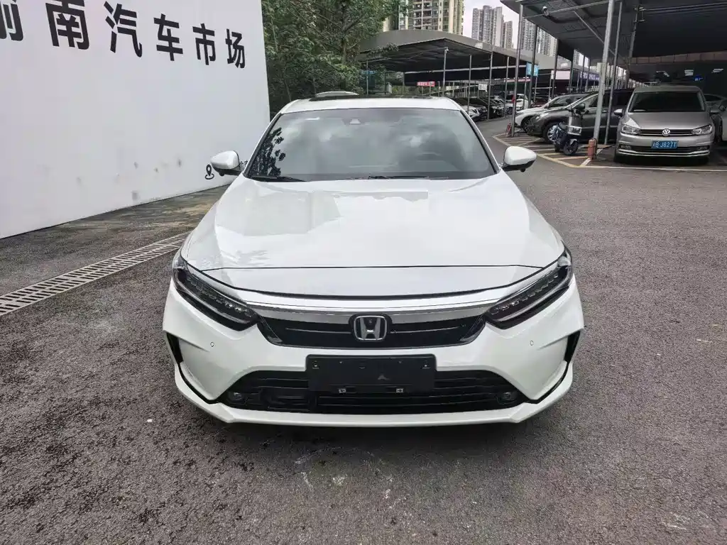 Honda Inspire 2022 — фото 2