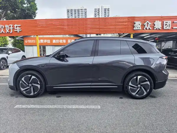 NIO ES6 2024